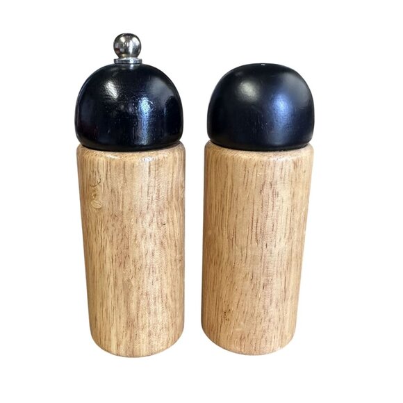 Vintage Wood Salt Shaker & Pepper Grinder Brown and Black 5.5" Tall - Picture 2 of 6
